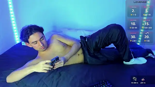 Alexxx savage online show from 10/03/25, 03:41