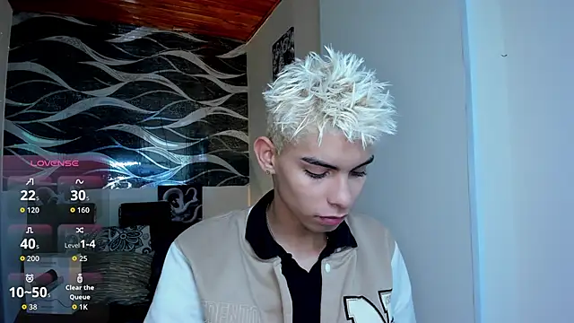 Room 69x online show from 01/08/26, 03:34