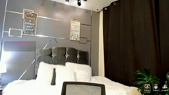 Room 69x online show from 11/24/25, 03:06