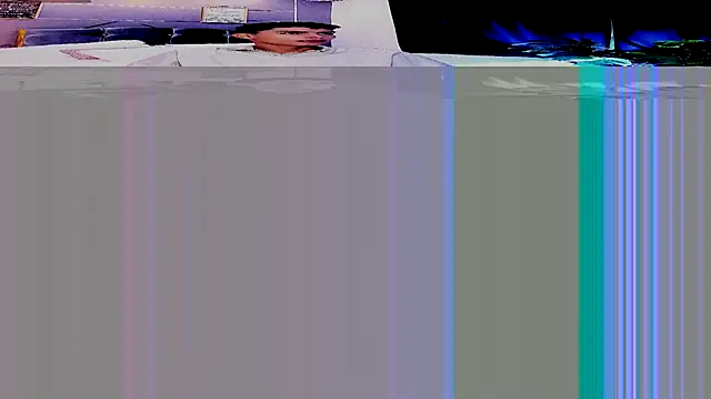 Room 69x online show from 11/04/25, 03:21