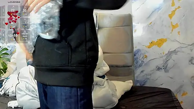 Room 69x online show from 02/17/26, 03:26