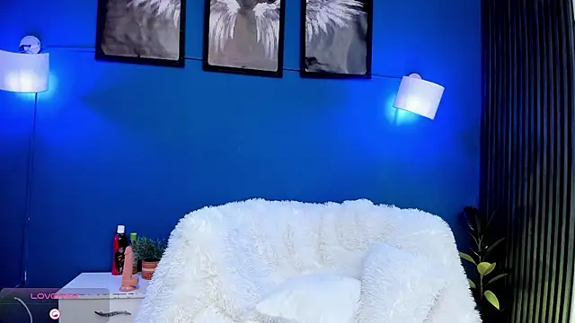 Room 69x online show from 12/05/25, 03:16