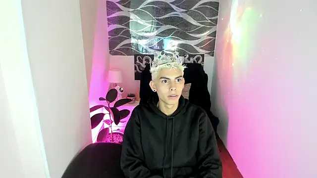 Room 69x online show from 01/07/26, 03:22