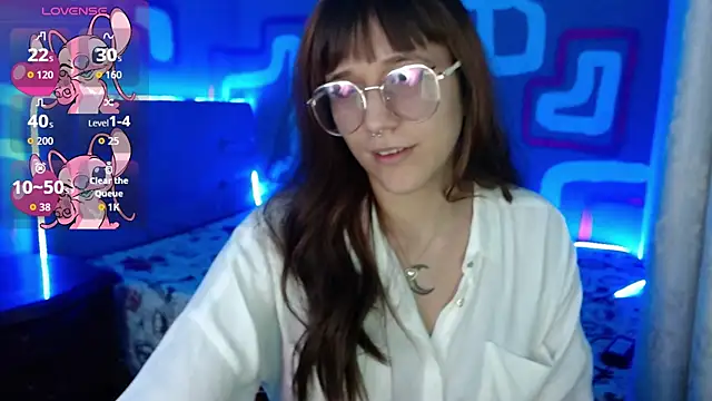 Snapshot of zara_erotik chatting on 10/13/25, 02:57 zara erotik online show from 10/13/25, 02:57
