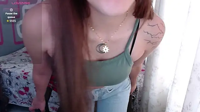 Snapshot of zara_erotik chatting on 09/18/25, 11:35 zara erotik online show from 09/18/25, 11:35