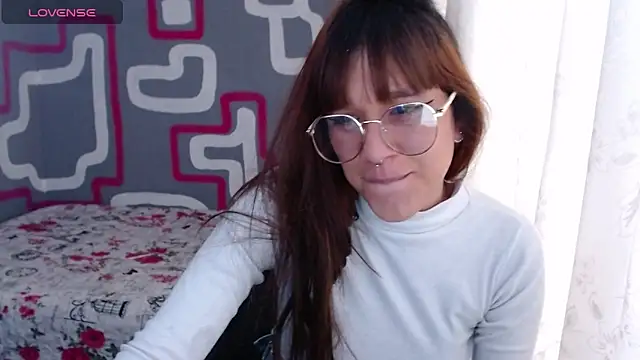 Snapshot of zara_erotik chatting on 09/15/25, 11:21 zara erotik online show from 09/15/25, 11:21