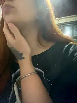 Snapshot of witchkiki chatting on 11/06/25, 05:22 witchkiki online show from 11/06/25, 05:22