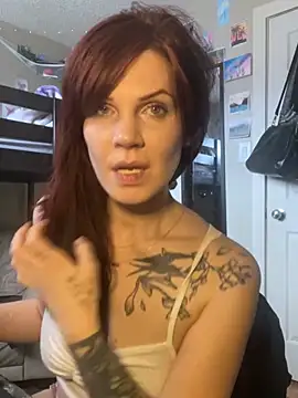 mzz lillypillxoxo online show from 02/22/26, 09:38