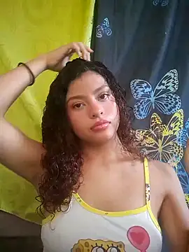 Snapshot of Lulupeach69 chatting on 09/19/25, 12:31 Lulupeach69 online show from 09/19/25, 12:31