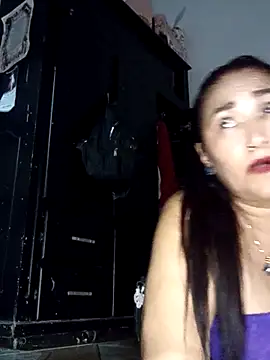 linda luna29 online show from 09/13/25, 02:44