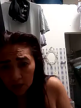 linda luna29 online show from 09/28/25, 03:30