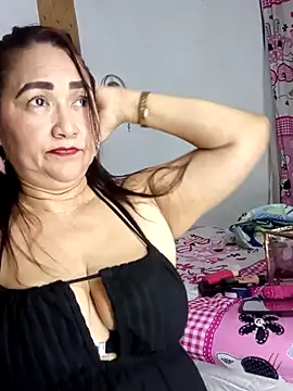 linda luna29 online show from 12/20/25, 04:48