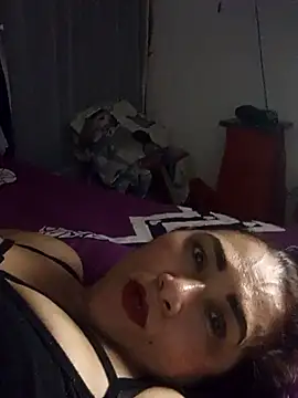 linda luna29 online show from 09/19/25, 02:37