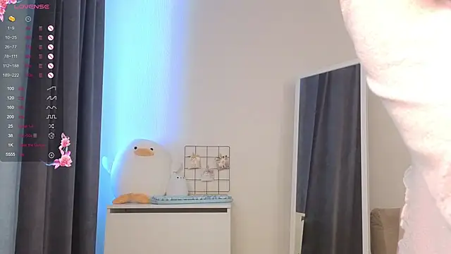 roxydolll online show from 06/05/26, 02:05