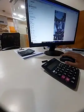 Snapshot of kiss_like_choco11 chatting on 10/08/25, 06:26 kiss like choco11 online show from 10/08/25, 06:26