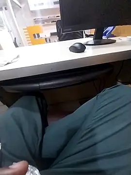 Snapshot of kiss_like_choco11 chatting on 10/02/25, 05:55 kiss like choco11 online show from 10/02/25, 05:55