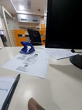 Snapshot of kiss_like_choco11 chatting on 10/11/25, 06:14 kiss like choco11 online show from 10/11/25, 06:14