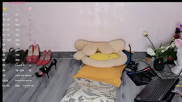 Solsken  online show from 09/26/25, 06:09