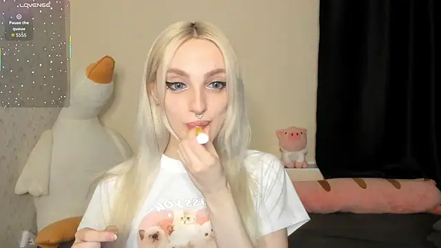 succubantra online show from 02/19/26, 02:47