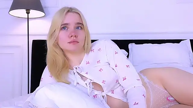 ANNABELLE LU online show from 11/05/25, 02:25