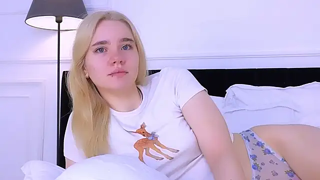 ANNABELLE LU online show from 10/24/25, 02:21