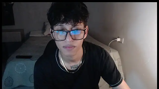 Snapshot of sung_yol chatting on 09/10/25, 03:27 sung yol online show from 09/10/25, 03:27