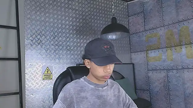 AlanCutee online show from 09/29/25, 11:27