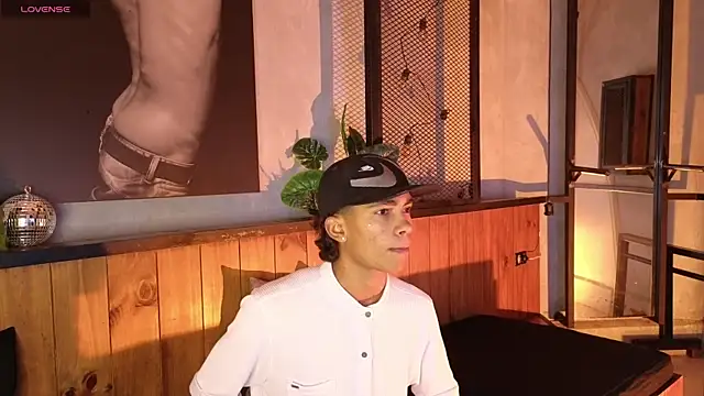 AlanCutee online show from 04/04/26, 12:56