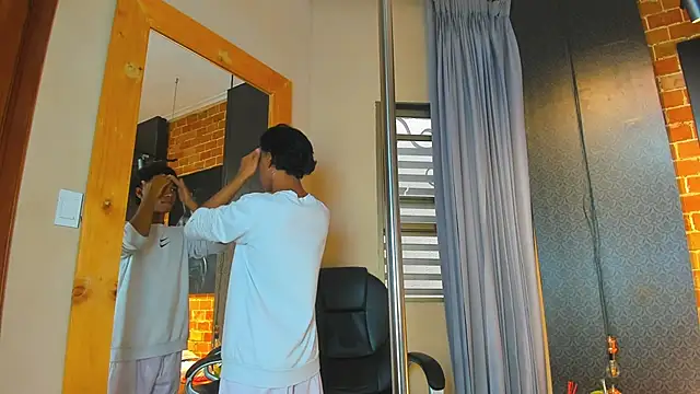 AlanCutee online show from 11/16/25, 12:32