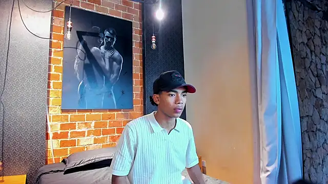 AlanCutee online show from 11/04/25, 12:09