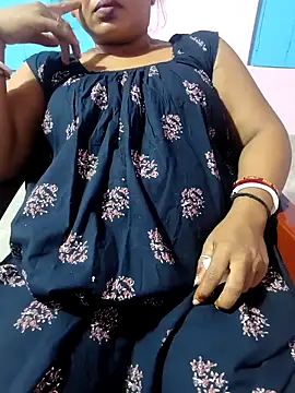 Snapshot of Cute-Swewty chatting on 10/08/25, 12:39 Cute-Swewty online show from 10/08/25, 12:39