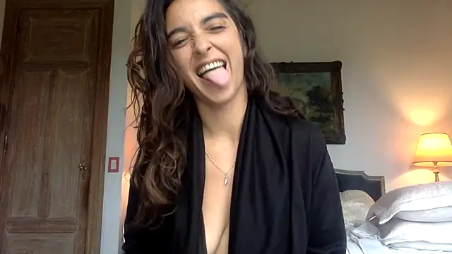 venuslibre online show from 02/15/26, 12:59