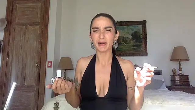 venuslibre online show from 10/04/25, 01:23