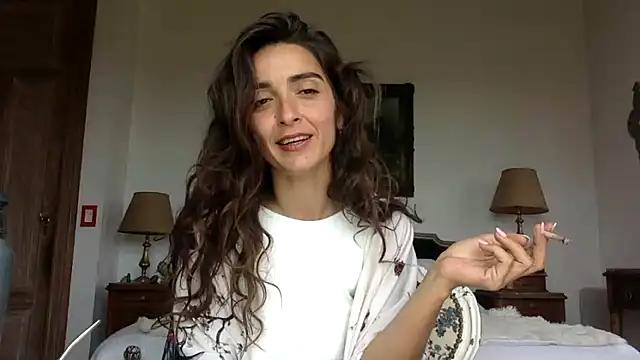 venuslibre online show from 11/02/25, 12:54