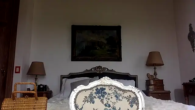 venuslibre online show from 10/25/25, 02:28