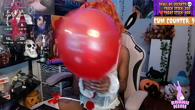 Snapshot of bunniikimi chatting on 10/29/25, 02:27 bunniikimi online show from 10/29/25, 02:27