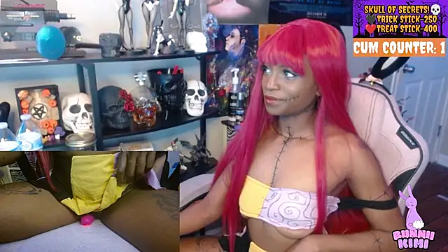 Snapshot of bunniikimi chatting on 10/30/25, 01:31 bunniikimi online show from 10/30/25, 01:31