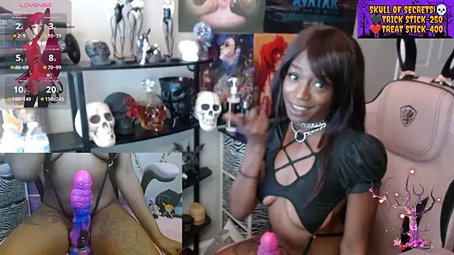 Snapshot of bunniikimi chatting on 09/23/25, 01:40 bunniikimi online show from 09/23/25, 01:40