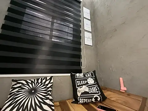 wild apple69 online show from 03/19/26, 04:45