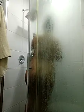 Esmeralda333 online show from 04/09/26, 01:17