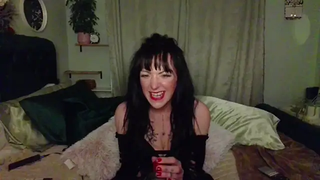 Snapshot of XxxLilith chatting on 03/04/26, 10:39 XxxLilith online show from 03/04/26, 10:39