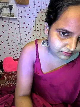 Snapshot of QueerSofty chatting on 10/03/25, 10:50 QueerSofty online show from 10/03/25, 10:50
