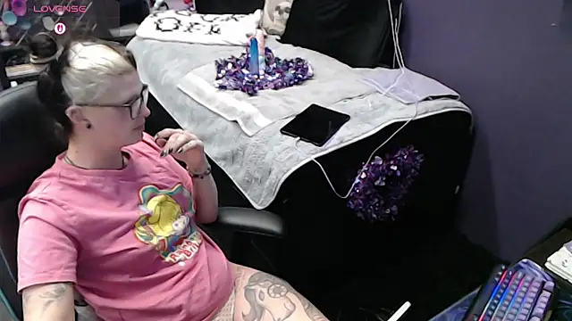 oddywithabody online show from 02/12/26, 05:51