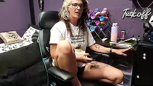 oddywithabody online show from 09/10/25, 07:07