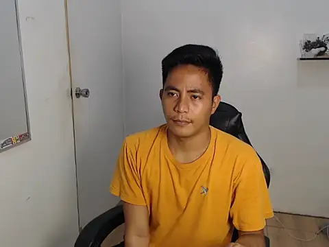 Lloyd wintours online show from 11/29/25, 09:26