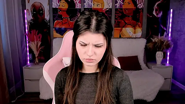 Snapshot of AnoraDark chatting on 02/05/26, 12:23 AnoraDark online show from 02/05/26, 12:23