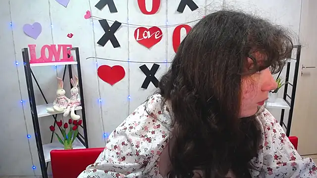 Snapshot of NeonilaLisova chatting on 10/03/25, 05:42 NeonilaLisova online show from 10/03/25, 05:42