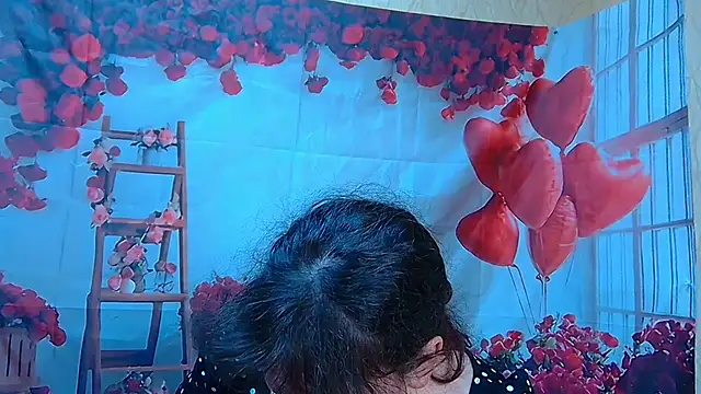 Snapshot of NeonilaLisova chatting on 02/16/26, 12:48 NeonilaLisova online show from 02/16/26, 12:48