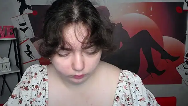 Snapshot of NeonilaLisova chatting on 11/15/25, 06:06 NeonilaLisova online show from 11/15/25, 06:06