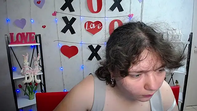 Snapshot of NeonilaLisova chatting on 09/13/25, 05:07 NeonilaLisova online show from 09/13/25, 05:07